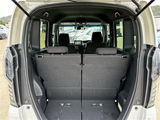 サムネイル： 2022 HONDA N-BOX CUSTOM 0.6 L