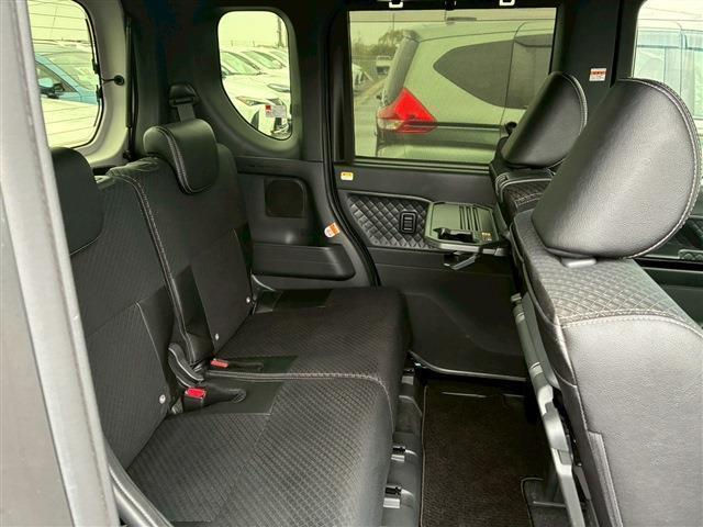 サムネイル： 2022 DAIHATSU TANTO CUSTOM 0.6L 