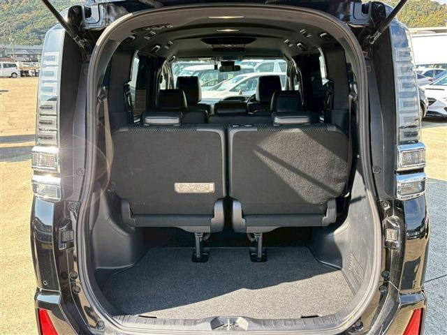 Thumbnail: 2020 TOYOTA VOXY ZS KIRAMEKI III 2.0 L