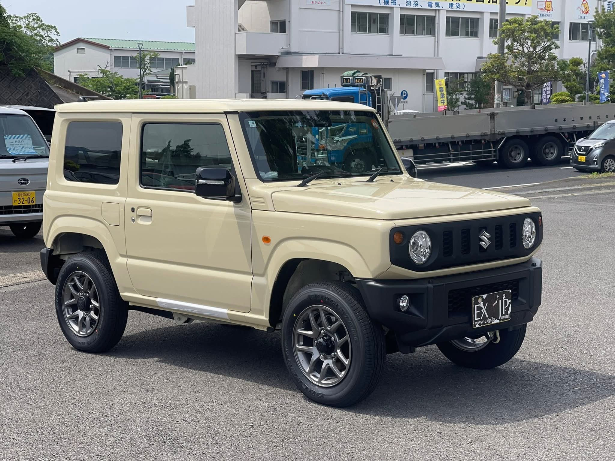 2025 SUZUKI JIMNY