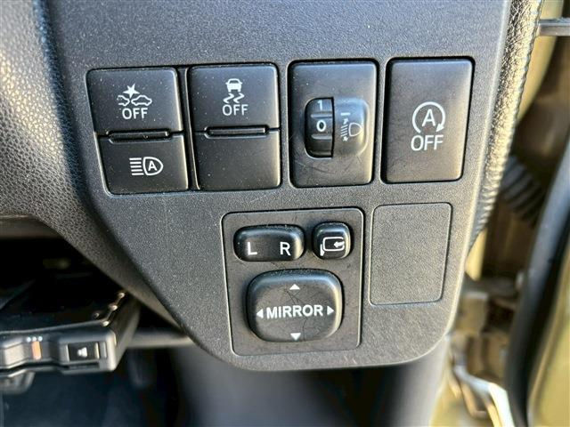 Thumbnail: 2019 DAIHATSU HIJET CARGO DECK VAN 0.6 L