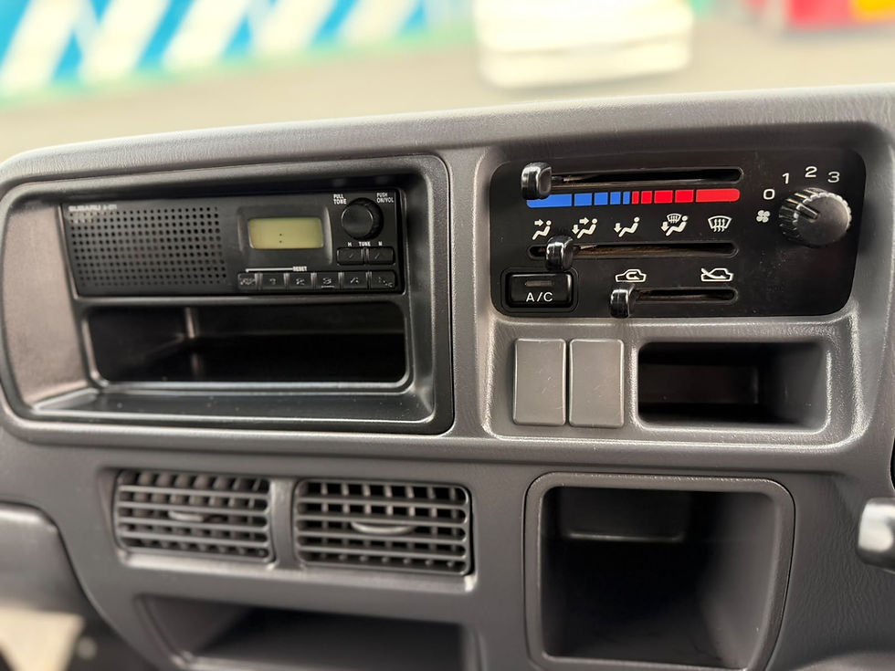 サムネイル： 2004 SUBARU SAMBAR TRUCK 4WD 0.6L 🔥
