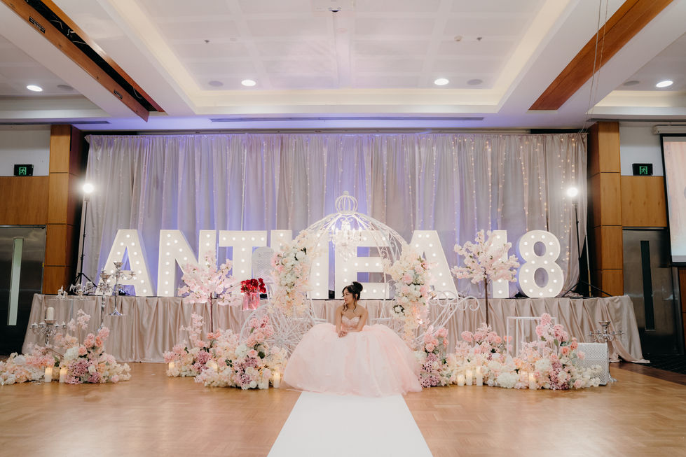 Anthea_s Debut-485