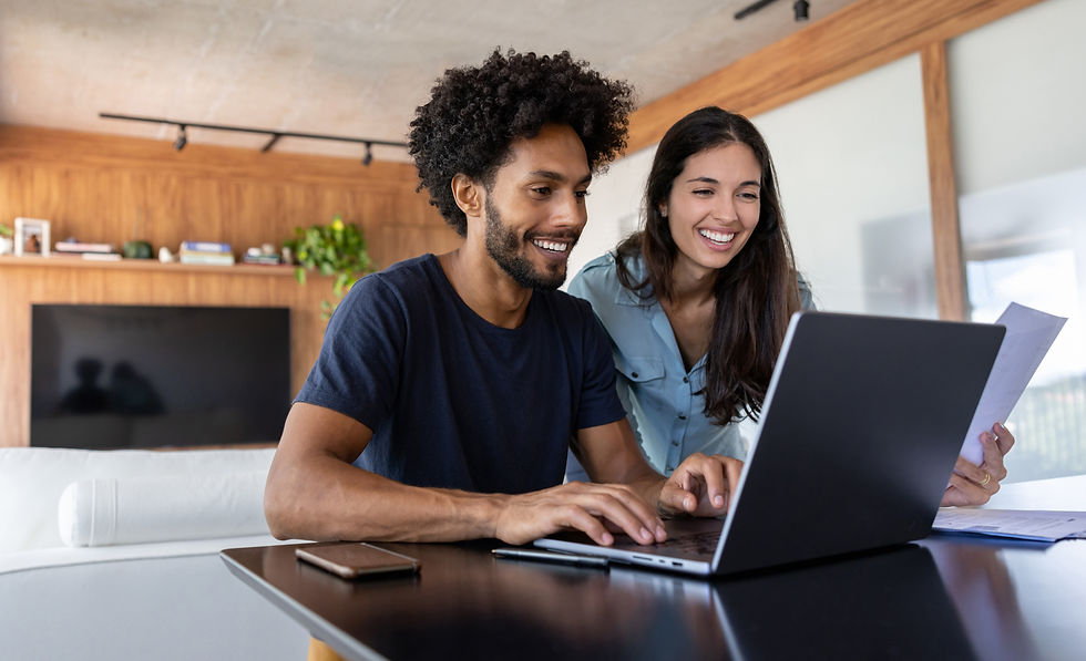 couple on computer - iStock-1475437742.jpg