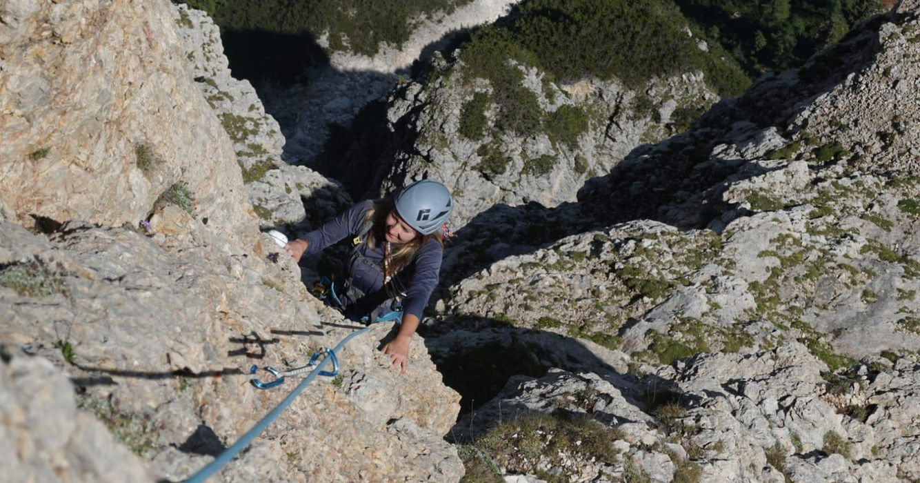Lachende Frau in der Burgstallkante