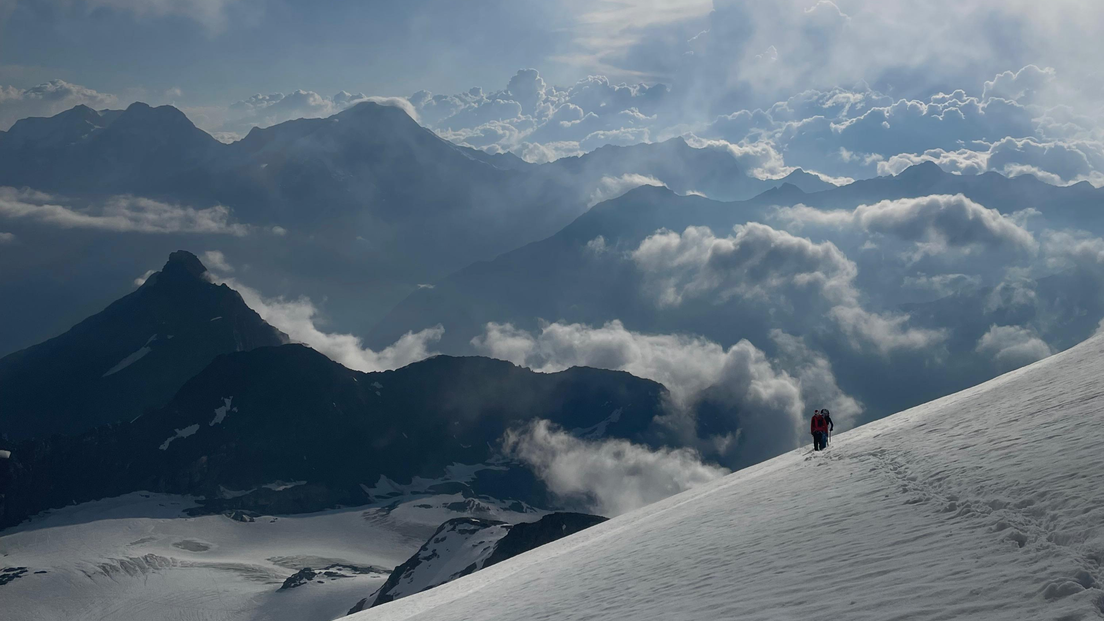 WhatsApp Image 2025-11-19 at 09_edited.jpg