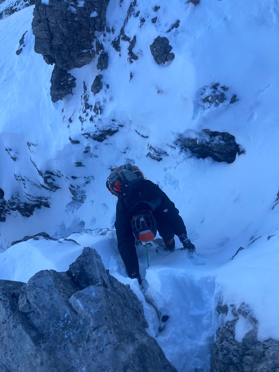 leichte kombinierte Kletterei in der Thaneller Nordwand