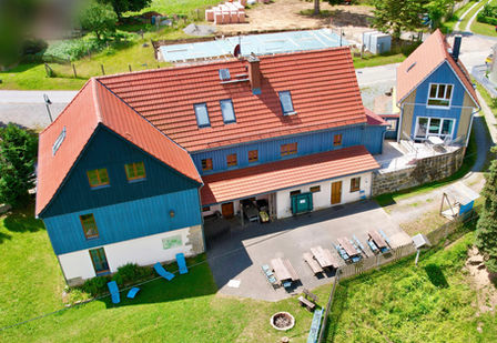 001_Außenansicht Gartenseite.jpeg