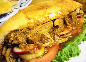 PAN CON POLLO.jpg