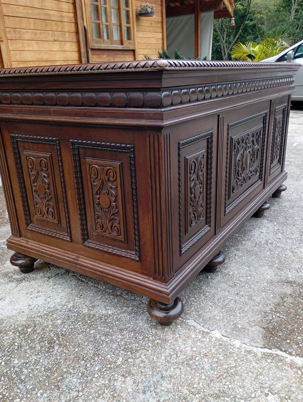 Miniatura: Escrivaninha antiga em madeira maciça – Fábrica de Móveis Primor