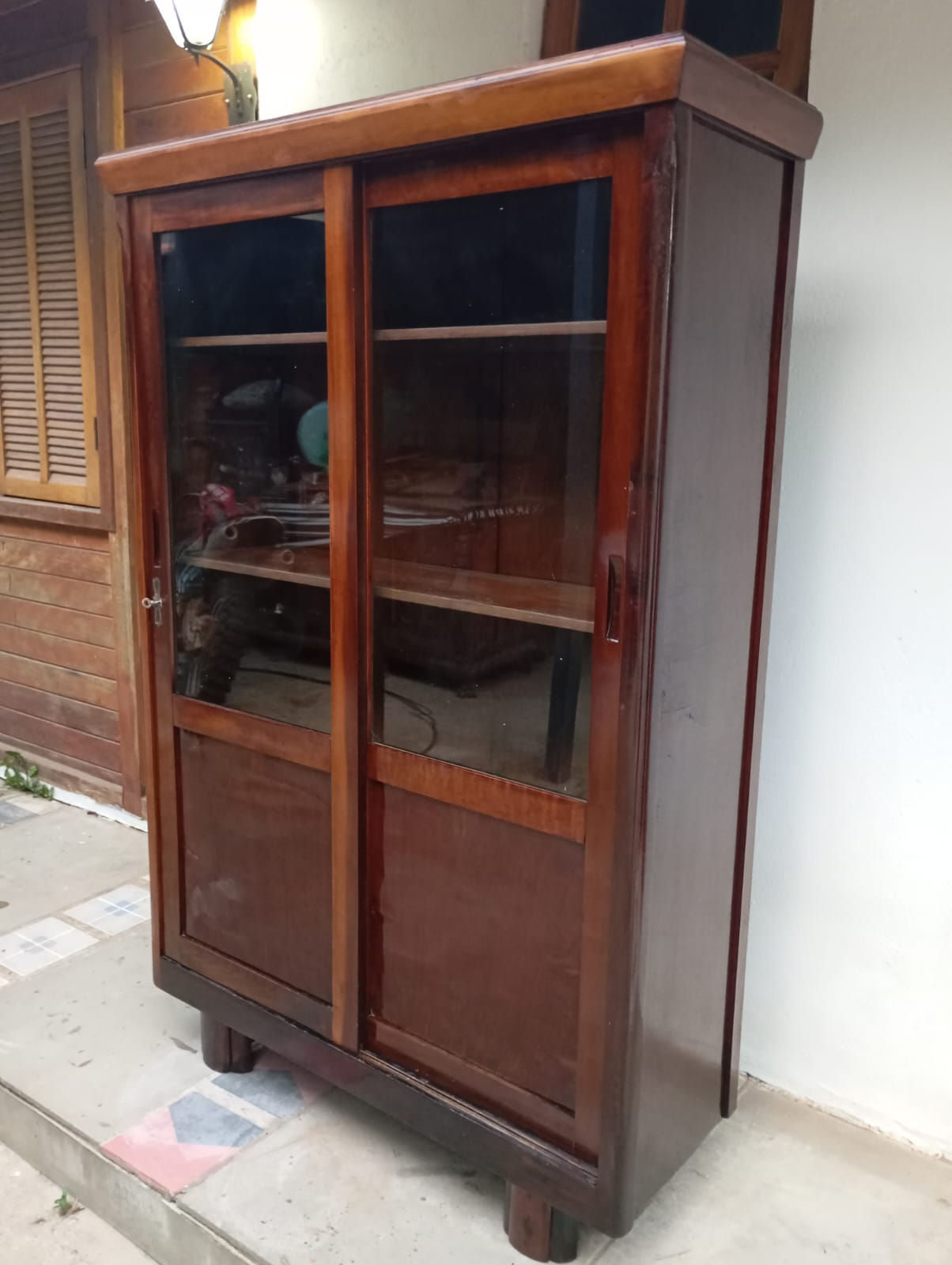 Livreiro, Clássico, Antigo, Estilo Miele, Madeira Maciça de Imbuia – Restaurado