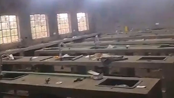 Timeline 1_01_00_09_09.jpg