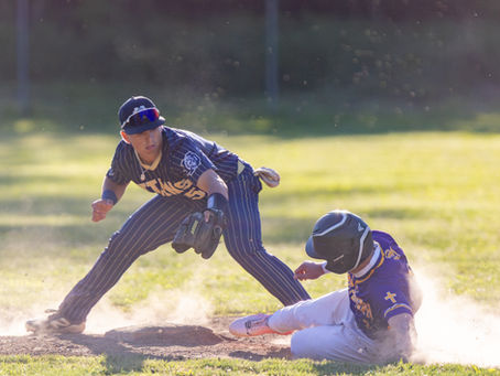 Flyers score 8 unanswered runs to topple Titans in SOC finale