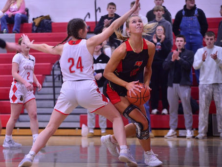 2nd Quarter Slump Dooms Lady Vikings Upset Bid