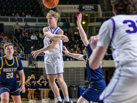 Panthers control paint, middle quarters in win over Wellston