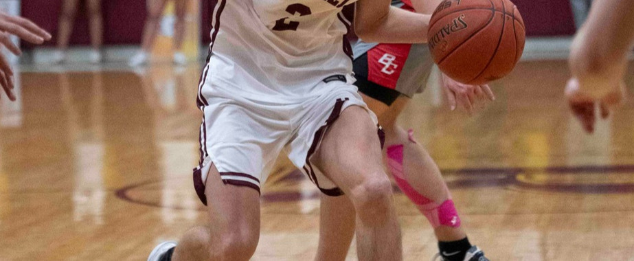 Boyd County at Russell - HS Boys Basketball (Photo by Wayne Chaffin)