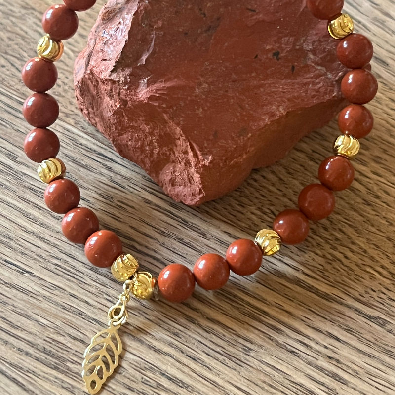 Bracelet jaspe rouge 6 mm plaqué or feuille