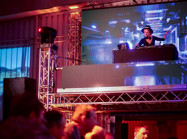 Event- und Hochzeits DJ Monica Babilon 