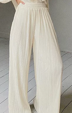 The Proper Palazzo Pant Guide