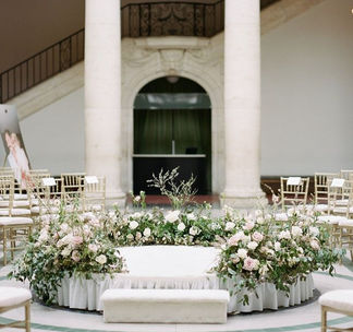 How to Choose a Wedding Venue: What to Do Before You Start Touring