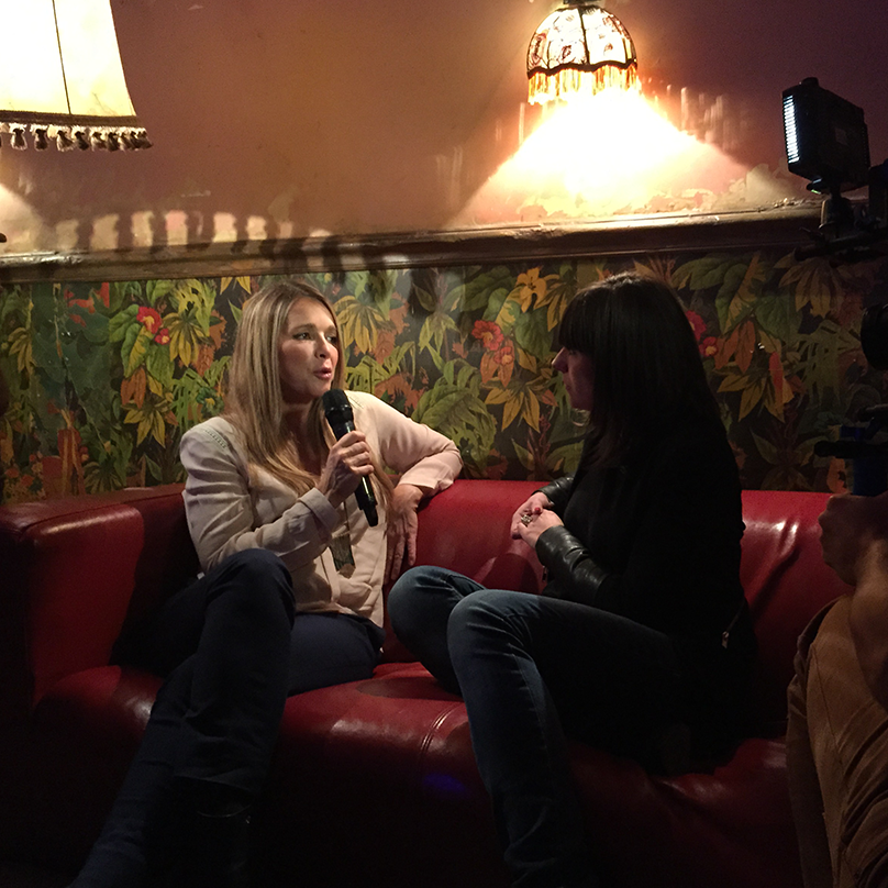 Hélène en interview avant le concert