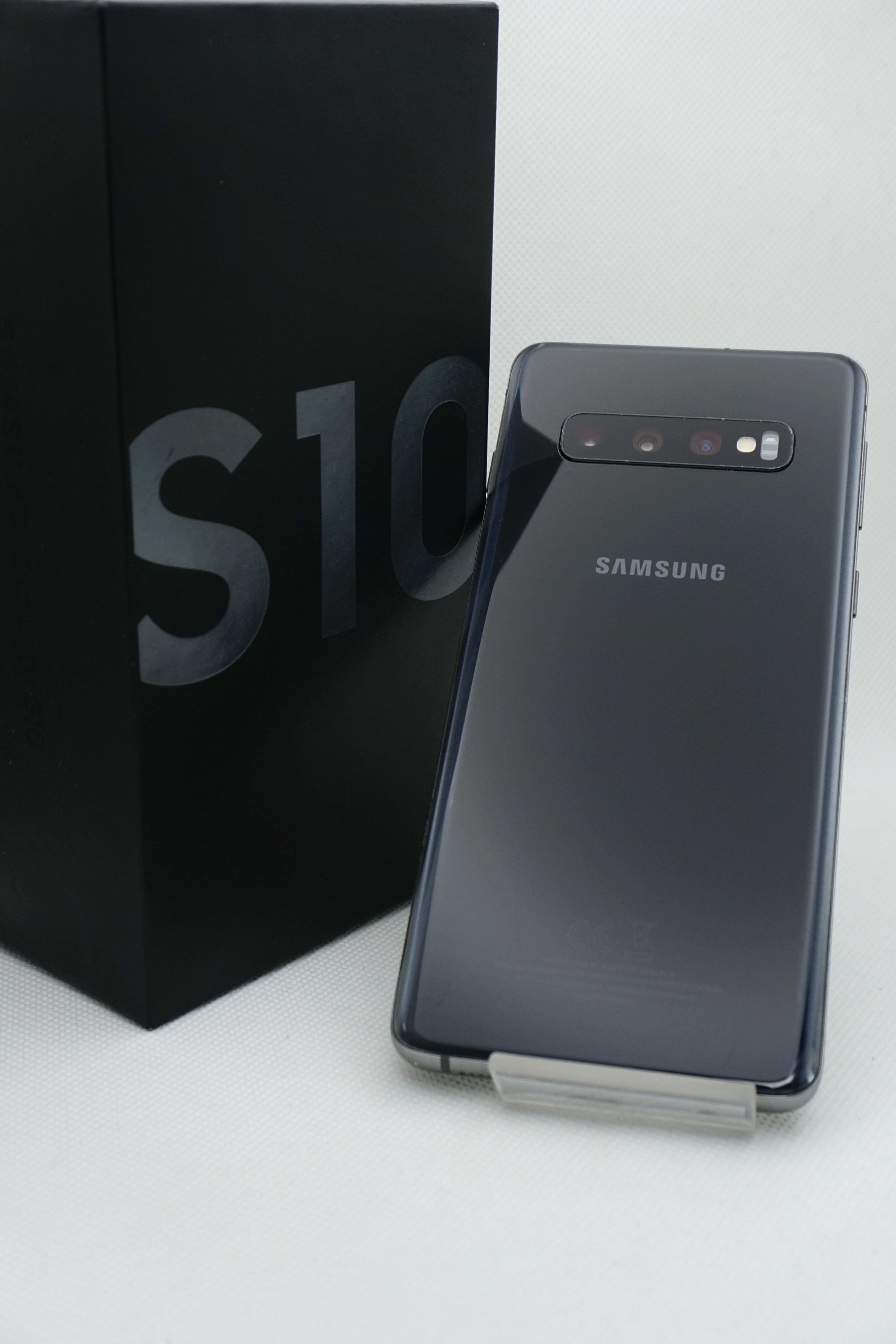 Samsung S10 8/128GB - Black