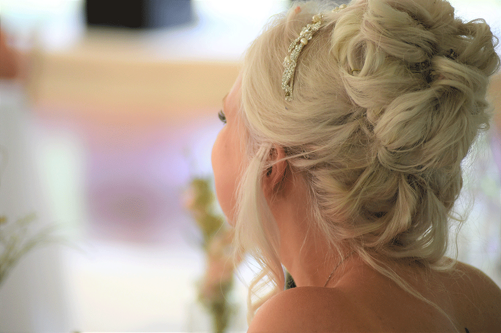 The bride from behind