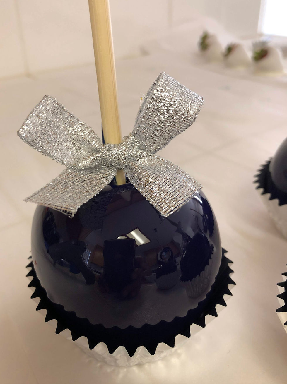 Thumbnail: Candy apples -customized
