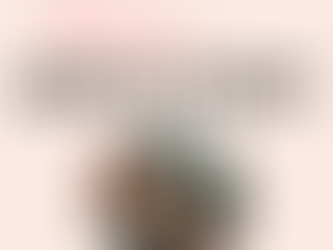 HOLLY'S BIRTH STORY- WATERBIRTH.