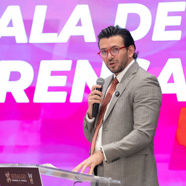 Acusa Miguel Tello golpeteo político; niega trámite de amparo por delitos fiscales