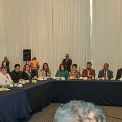 Impulsar educación de calidad para formar ciudadanos participativos e informados: SEPH