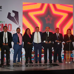 Entregan Galardones en la 8ª Semana del Periodismo México 2025