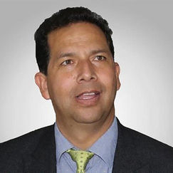 Balcón Político: “Usted disculpe” | Carlos Camacho