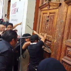 Vinculan a proceso a integrantes del Consejo Estudiantil Universitario