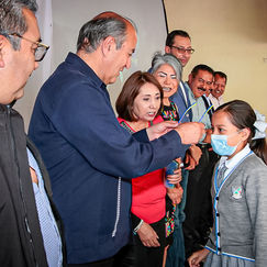 Comunidad educativa de la Sierra Gorda recibió beneficios de SEPH