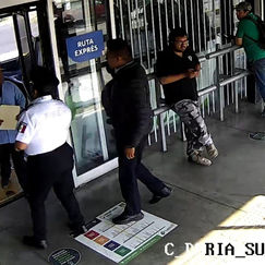 Detienen a adulto mayor por alterar el orden en Tuzobús