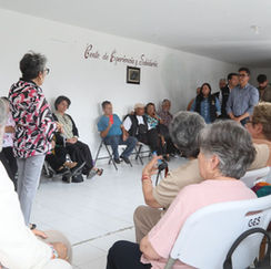 Alcalde de La Reforma da su palabra de respetar espacio para adultos mayores en Cipreses