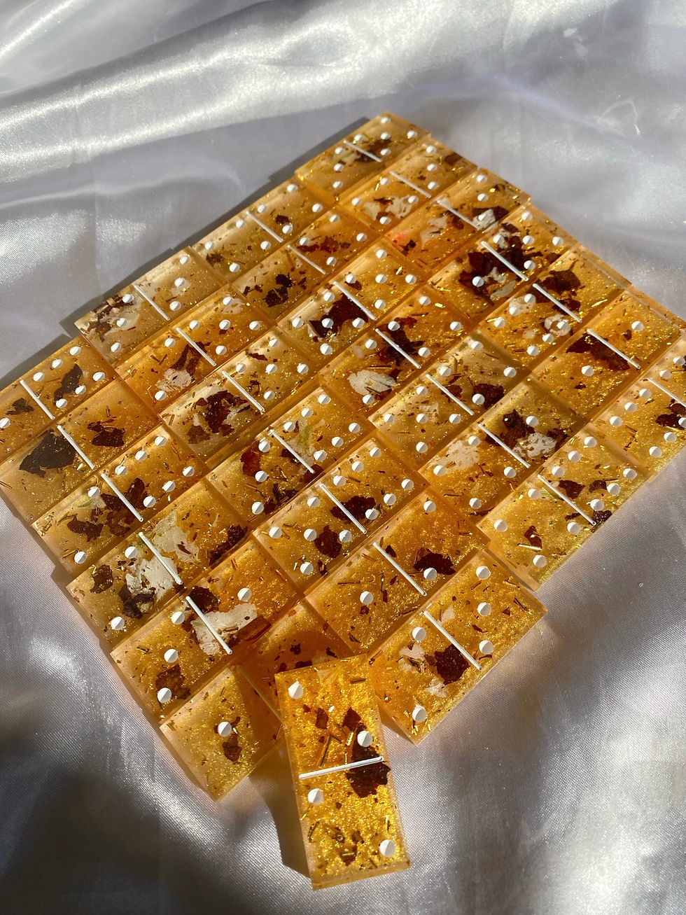 Miniature : Jeu de domino en résine et fleurs séchées
