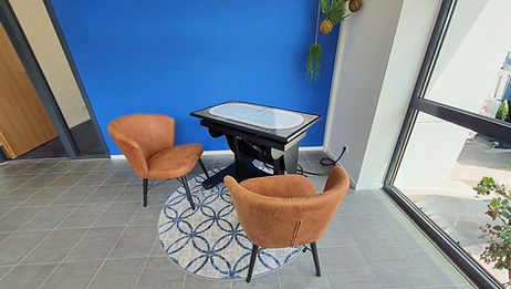 Infinitus Touchscreen Signage , Digital Signage, Interactive Display, Touchscreen Display, Interactive Dream Table in Healthcare