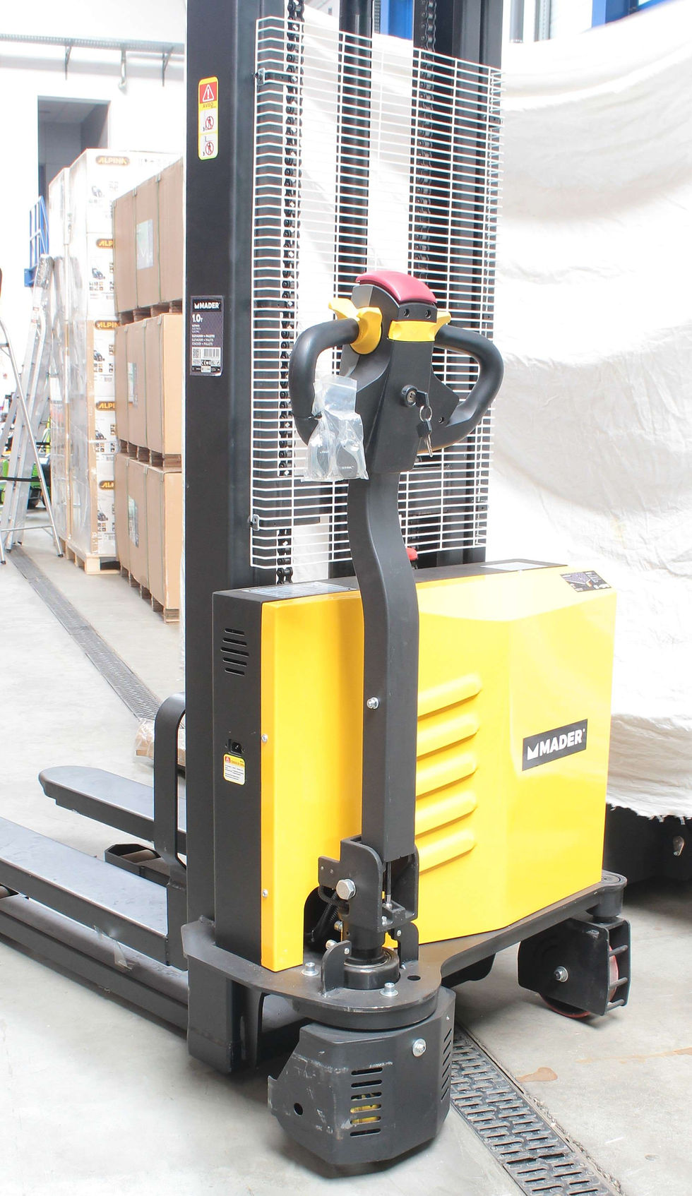 Elevador de Paletes Elétrico, 1.5Ton 1150 x 560 mm 65234 Mader