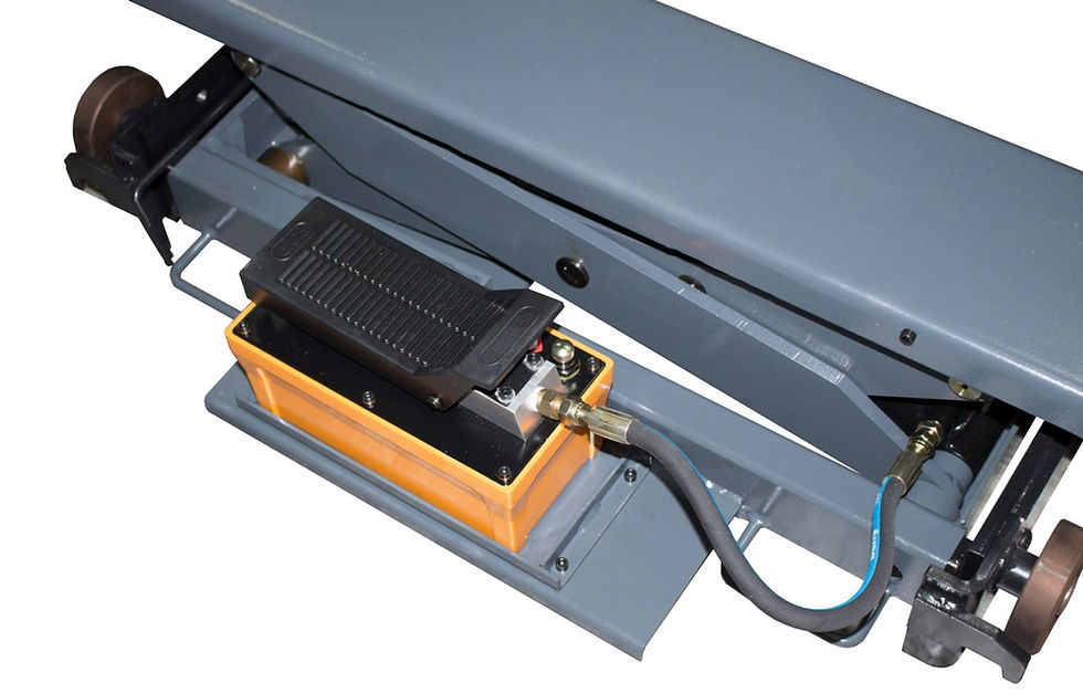 Miniatura: Gato elevador central de 4 postes y 2 toneladas Kroftools 9828