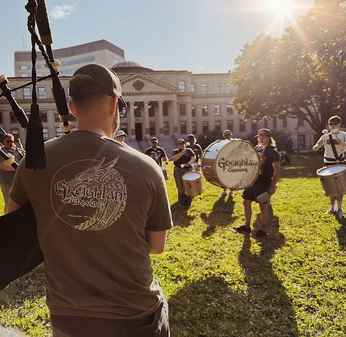 Band practice in the park, ahead of the North American Pipe Band Championships (Ottawa University, Ontario)