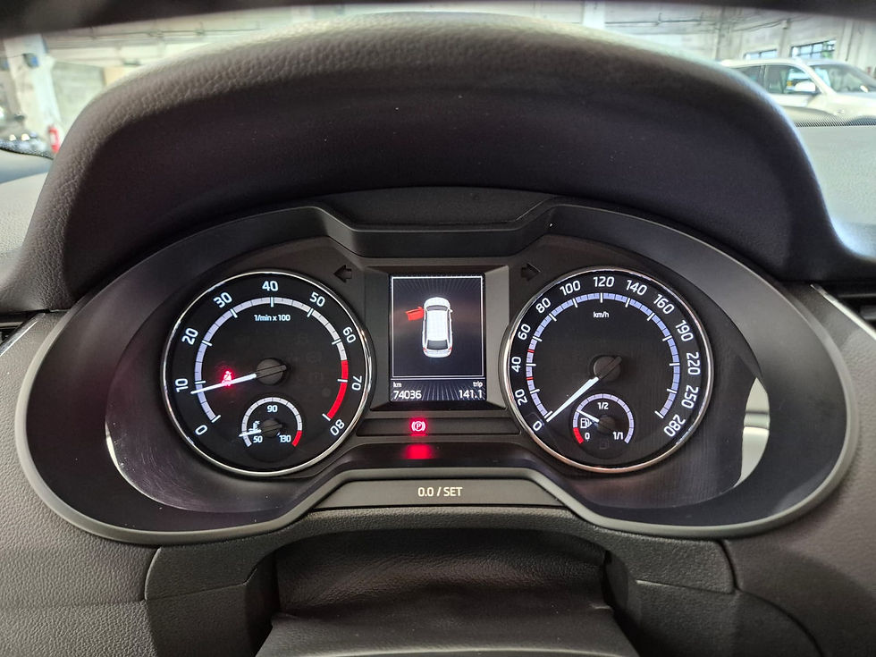 Miniaturbild: SKODA OCTAVIA III COMBI 2.0 TSI 220 RS 