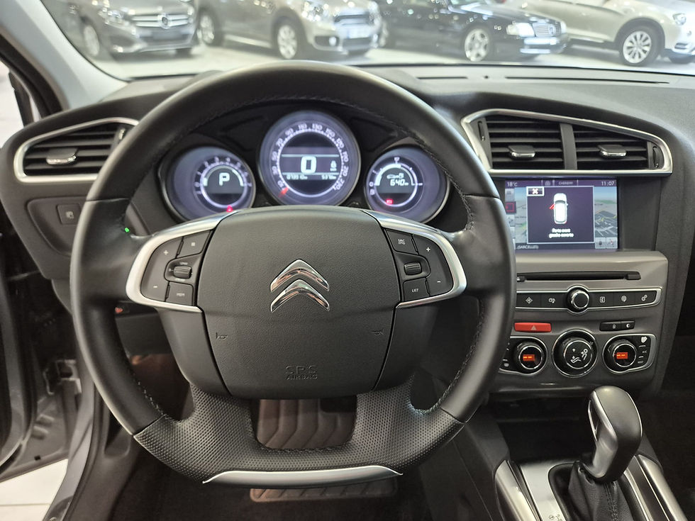 Miniaturbild: CITROEN C4 BLUEHDI 120 FEEL S&S EAT6