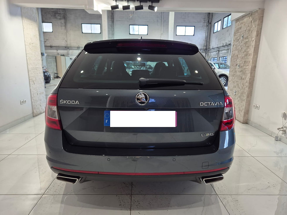 Miniaturbild: SKODA OCTAVIA III COMBI 2.0 TSI 220 RS 