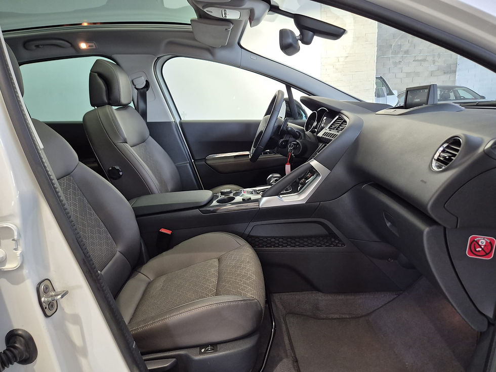 Miniature : PEUGEOT 3008 2.0 E-HDI FAP ETG6 PLUS ELECTRIC 37