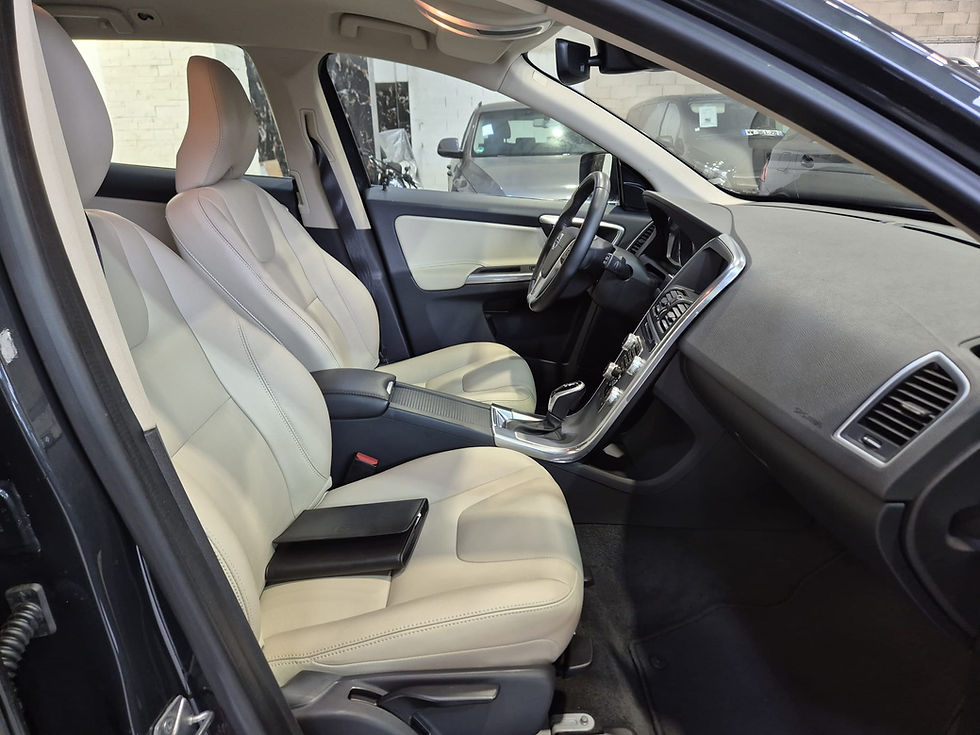 Küçük resim: VOLVO XC60 D4 190 SUMMUM GEARTRONIC