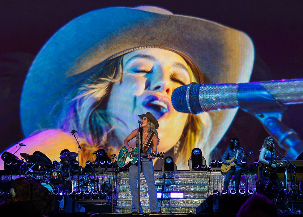 CONCERT REVIEW: Lainey Wilson Proves She’s More Than a Country Star in Canton