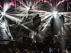 THE HOUSE OF BLUES: THE AIRBORNE TOXIC EVENT