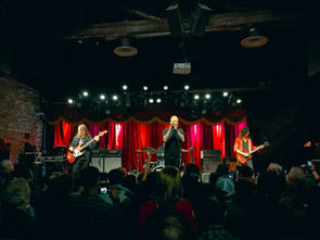 Spin Doctors Record Release ‘Face Full of Cake’ at Brooklyn Bowl in New York City
